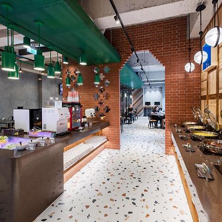 Royal Group Hotel Xiong Zhong Branch Kaohsiung Eksteriør bilde