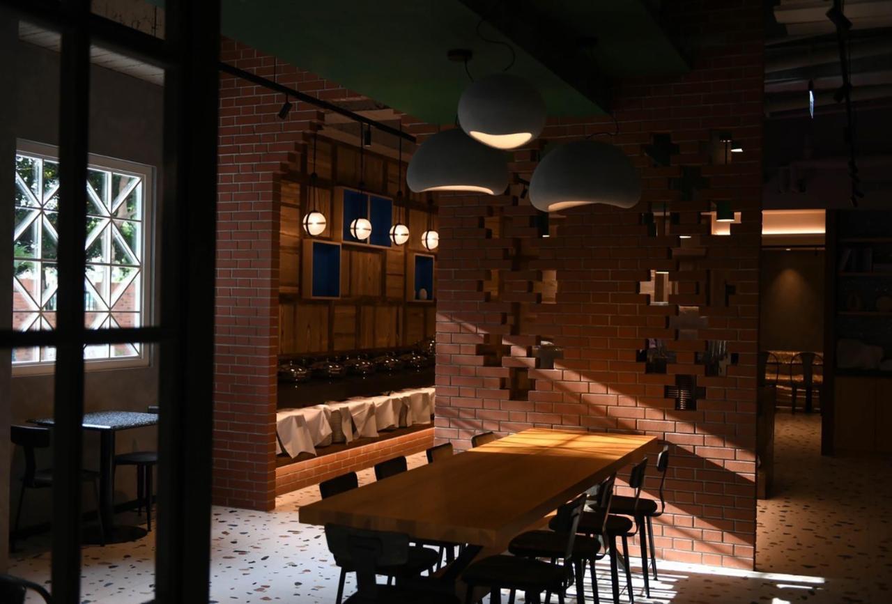 Royal Group Hotel Xiong Zhong Branch Kaohsiung Eksteriør bilde